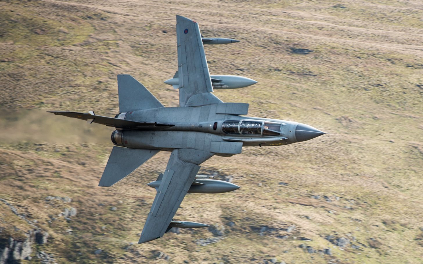 Mach Loop Tornado GR4
